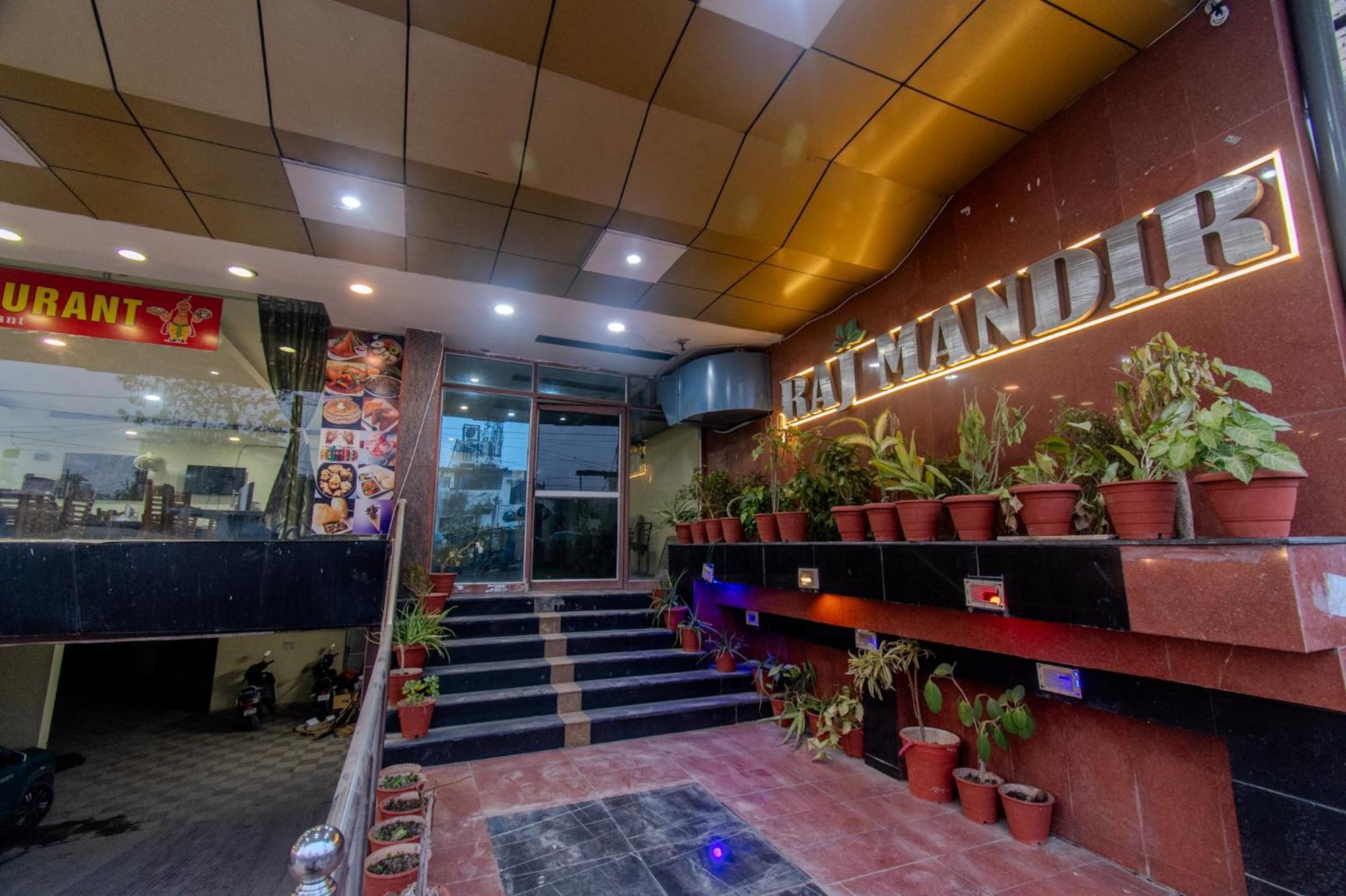 Hotel Raj Mandir Haridwār Dış mekan fotoğraf