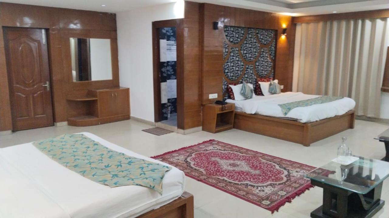 Hotel Raj Mandir Haridwār Dış mekan fotoğraf